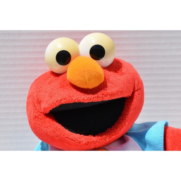 2004 Mattel Fisher Price Sesame Street It's Check Up Time Talking Elmo Plush - Picture 5 of 7